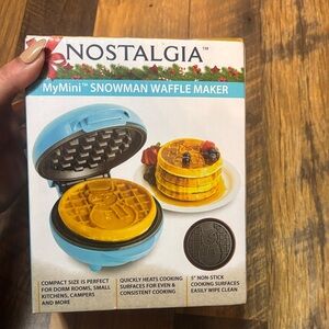 Nostalgia MyMini Snowman Waffle Maker - Light Blue